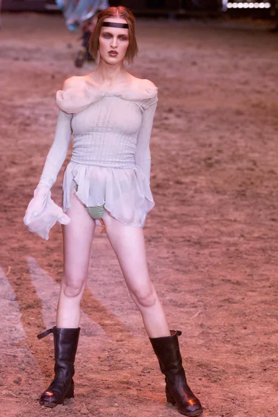 Look 68